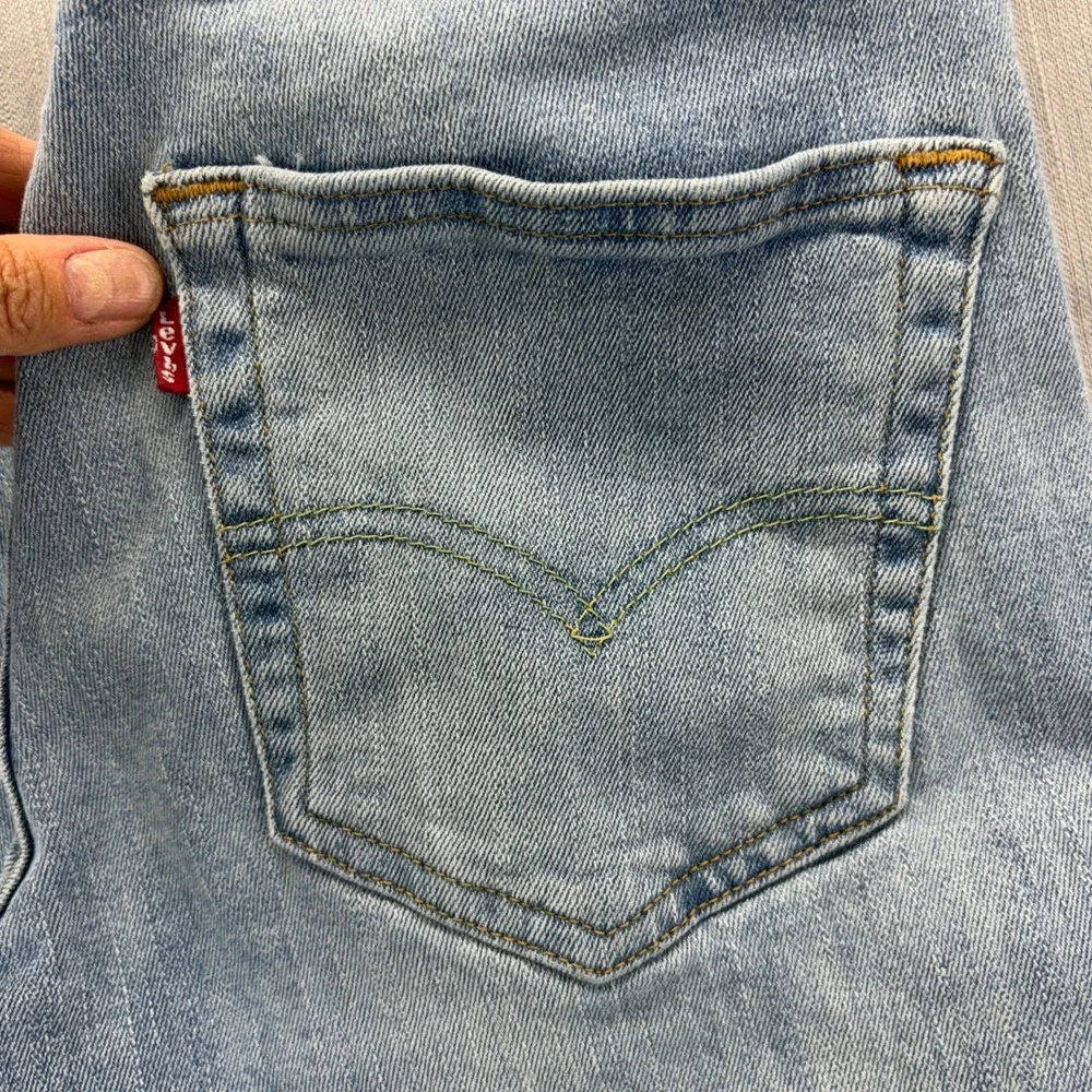 Levi's 511 Slim Fit Jeans Denim Light Blue Solid 30x32 Water<Less 04511-1432